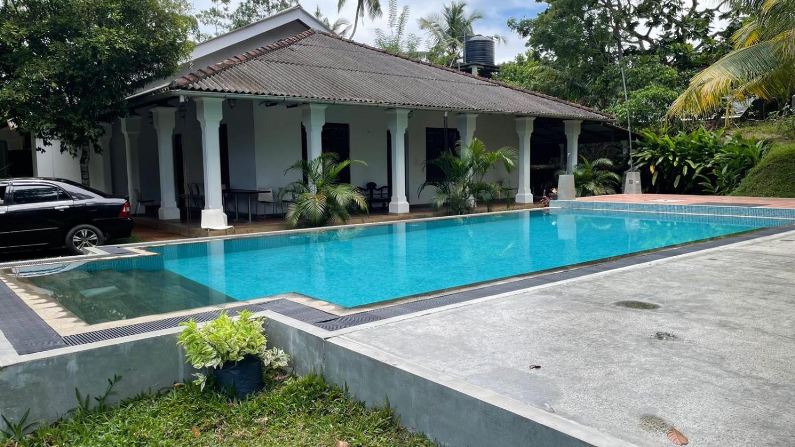 Villa Helvetia Galle Bagian luar foto